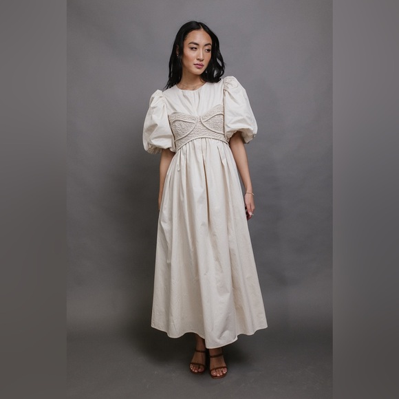 Böhme neutral colored dress - Picture 5 of 6